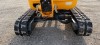 JCB 8018 - 3 db kanállal JCB 8018 - 3 db kanállal